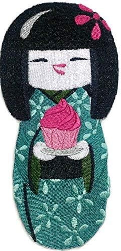 [Изработени по поръчка] Японската кукла Krafty Kokeshi [Кокеши и cupcake] С бродерия желязо /нашивкой [6,84 x 3,34] [Произведено