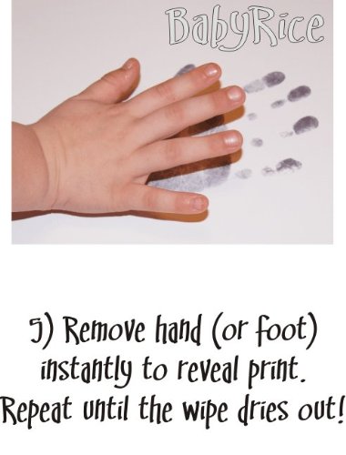 Комплект детски отпечатъци от ръцете и краката на Iavor-Baby BabyRice включва Черни Отпечатъци без мастило /Дървена рамка