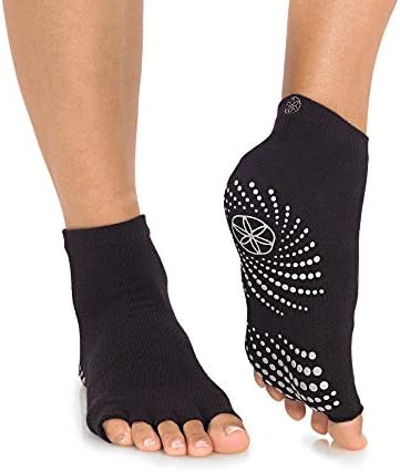Чорапи за йога Gaiam - Без пръсти, Нескользящие, с Черупките Изземване, Аксесоари за жени и Мъже