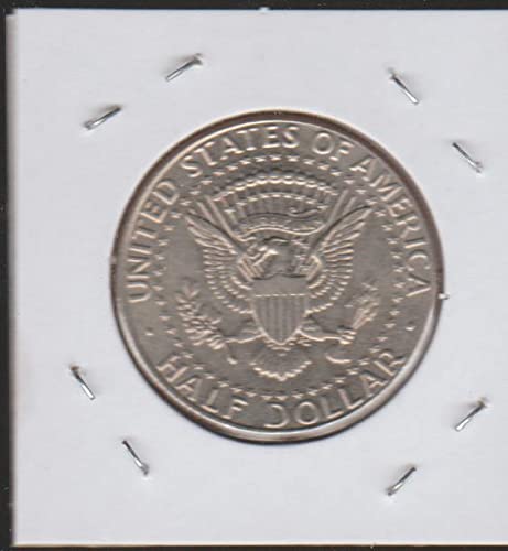2001 Г. Кенеди (от 1964 до момента) Полдоллара Отличен скъпоценен камък, не циркулиращата монетен двор на САЩ