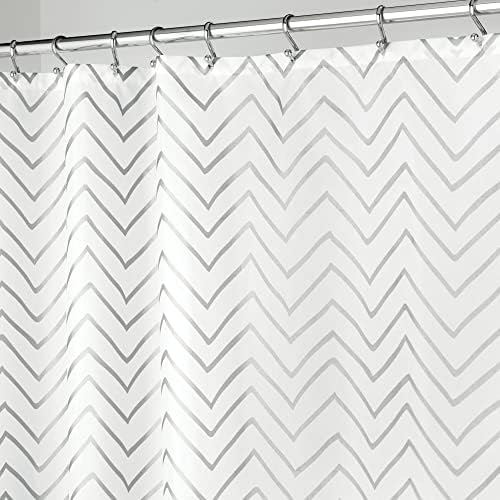 mDesign Дълга Декоративна Завеса с метален модел, Водоотблъскваща, Тъканно Завеса за душ кабини в банята, Машинно пране - зиг-заг принт под формата на шеврона, 72 x 72 - Бял