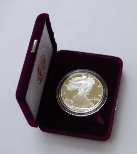 Сребърен долар American Eagle проба 1991 г. в Оригинална Опаковка