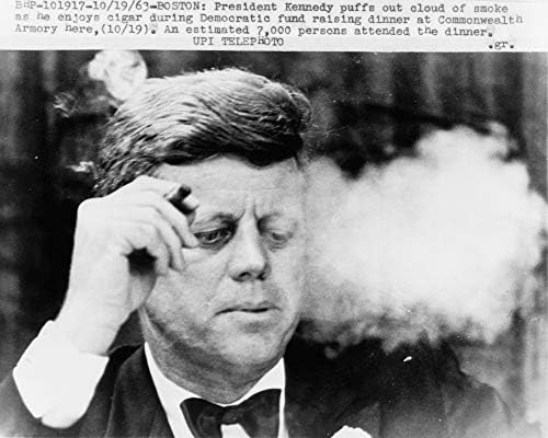 БЕЗКРАЙНИ СНИМКИ Снимка 1963 г.: Президент Джон Af Кенеди, Пушачите Малка пура | Събиране на средства от демократическата